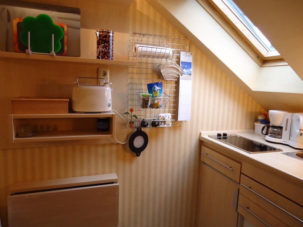 Air Boardinghouse Tulip Stockum, Zu Fuss - 3 Minuten Zur Messe Dusseldorf Room photo